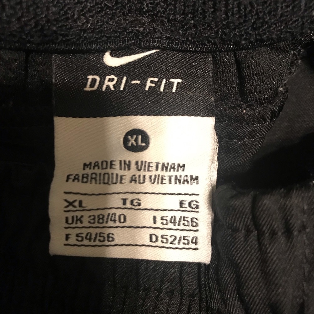 Black Nike Short - Picture 2 of 5